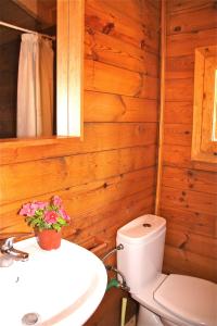 A bathroom at Camping Abadesses