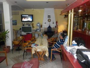 TV a/nebo společenská místnost v ubytování Miramare Hotel