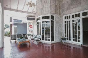 Gallery image of RedDoorz Syariah near RSUD Kolonel Abundjani Bangko in Bangko