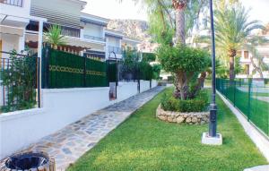 Fotografie z fotogalerie ubytování Gorgeous Home In Santa Pola With Wifi v destinaci Santa Pola + 16 fotografií