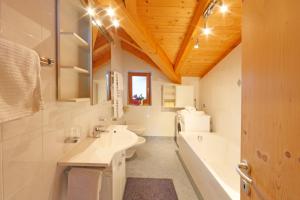 Gallery image of Chalet & Appartement Zingerlehof Trens in Campo di Trens