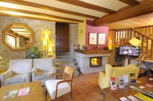 A seating area at Hotel Casa Cornel