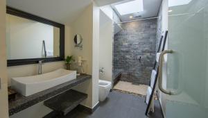 Koupelna v ubytování Central Suite Residence