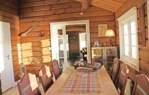 Posezení v ubytování Holiday Home Hol With A Fireplace 02