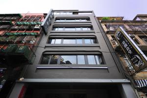 Gallery image of Forward Suites II in Taipei