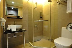 Bagno di Forward Suites II