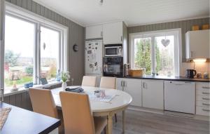 Gallery image of Cozy Home In sensbruk With Kitchen in Åsensbruk