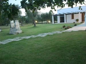 A garden outside Masseria Vignenove