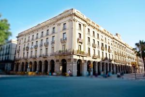 Foto dalla galleria di Som Nit Born a Barcellona