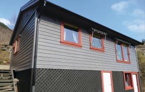 Gallery image of Stunning Home In Steinstø With Wifi in Øystese