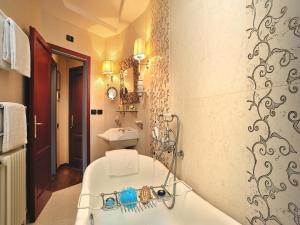 Koupelna v ubytování Hotel Bonconte