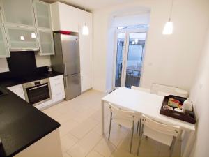 Kuchyňa alebo kuchynka v ubytovaní Apartament 'Aleks' Tykocin