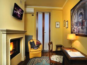 TV a/nebo společenská místnost v ubytování Hotel Bonconte