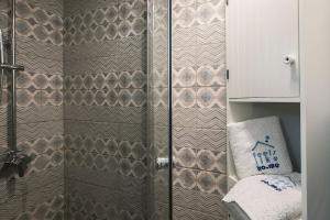 Kúpeľňa v ubytovaní Boho Chic Apartment, Agia Sofia District #FeelsLikeHome + 13 fotografií