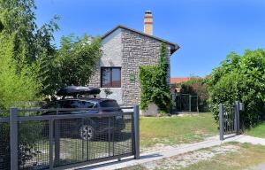 Budynek, w którym mieści się apartament