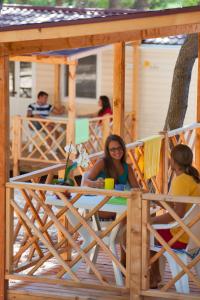 Fotografie z fotogalerie ubytování Mobile Homes Camp Baško Polje - Adriatic Kampovi v destinaci Baška Voda