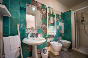 A bathroom at Piccolo Sole d'oro - appartamenti