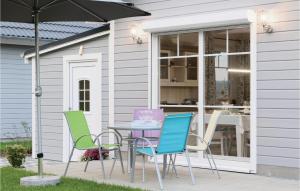 Patio nebo venkovní prostory v ubytování Cozy Home In Zerpenschleuse