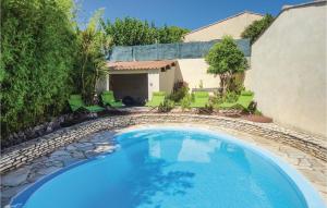 Galeriebild der Unterkunft Gorgeous Home In Tourbes With Outdoor Swimming Pool in Tourbes