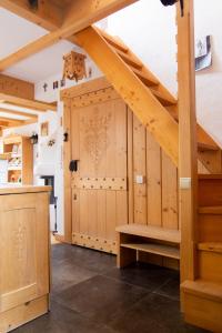 Kuchyňa alebo kuchynka v ubytovaní Giewont Lux - Sauna i Basen