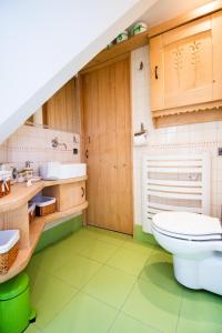 Ett badrum på Giewont Lux - Sauna i Basen