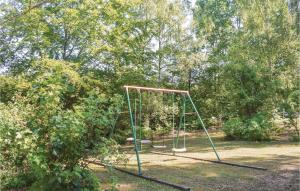 Zona de joacă pentru copii de la Holiday Home Sjöboholmen Bolmen Ljungby
