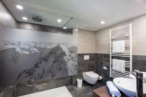 Genusshotel Alpenblick tesisinde bir banyo