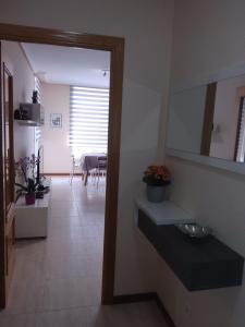 Η κουζίνα ή μικρή κουζίνα στο Apartamento playa Samil
