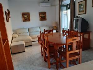 A seating area at Casa Rural San blas