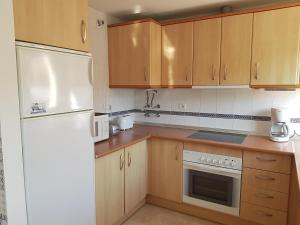 Kuchnia lub aneks kuchenny w obiekcie Apartamento Los Pacos Fuengirola