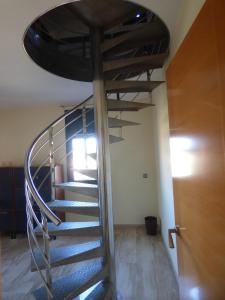 Fotografie z fotogalerie ubytování Chalet moderno con PISCINA en Calafell v destinaci Calafell