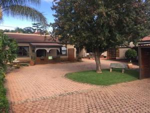 Gallery image of Gold Crest Guesthouse in Roodepoort