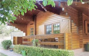 Το κτήριο όπου στεγάζεται  η παραθεριστική κατοικία