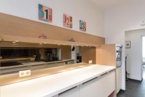 Kuchnia lub aneks kuchenny w obiekcie Vintage Design Apartment