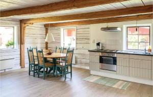 Kuchyň nebo kuchyňský kout v ubytování Holiday Home Vaggeryd 61 With Sauna