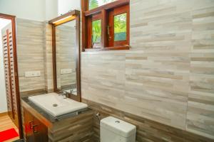 Phòng tắm tại Heaven in Satinwoods +103 ảnh