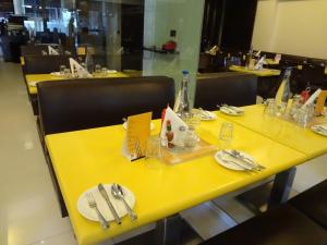 Restaurace v ubytování Nestor Hotel, Mumbai