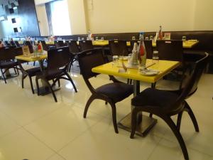 Restaurace v ubytování Nestor Hotel, Mumbai