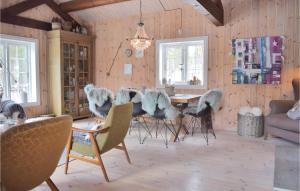 Zdjęcie z galerii obiektu Cozy Home In Hovet With Kitchen w mieście Hovet
