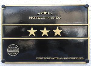 Certifikát, hodnocení, plakát nebo jiný dokument vystavený v ubytování Hotel l'adresse garni