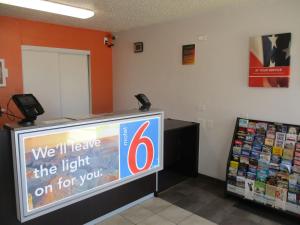Certifikát, hodnocení, plakát nebo jiný dokument vystavený v ubytování Motel 6-Austin, TX - North Central