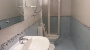 A bathroom at Precioso apartamento