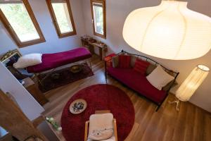 Afbeelding uit fotogalerij van Domaine de la Coteire in Cugy +14 foto's