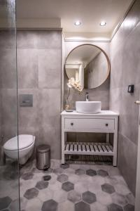 A bathroom at Levkosh Apartments at Lefkada's Heart Még 37 kép