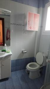 A bathroom at Holiday Home in Chalkidiki, Lakkoma