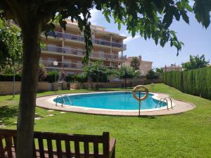 The swimming pool at or close to Oliveres III