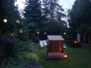 Zahrada ubytování 4 STRONY ŚWIATA Pokoje i Apartamenty