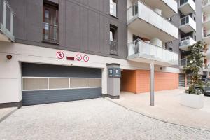 Budynek, w którym mieści się aparthotel