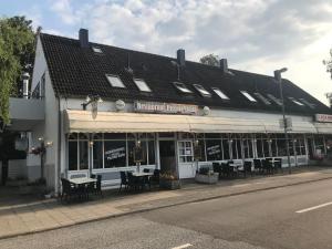 Photo de la galerie de l'établissement Ferienwohnung am Uniklinik, à Lübeck