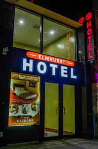 Certifikát, hodnocení, plakát nebo jiný dokument vystavený v ubytování Elmhurst Hotel